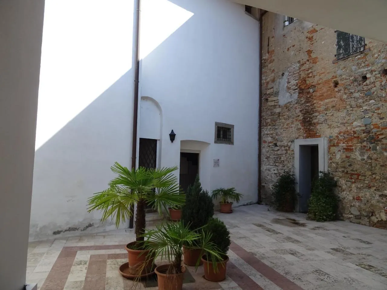 Charmerooms Villa Moroni Stezzano