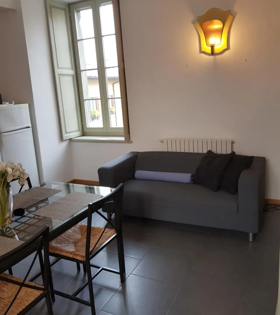 Charmerooms Villa Moroni Stezzano 3*,